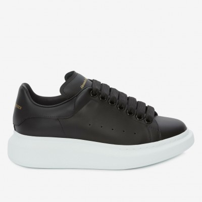 Alexander McQueen Black Oversized Sneakers TDSS12015