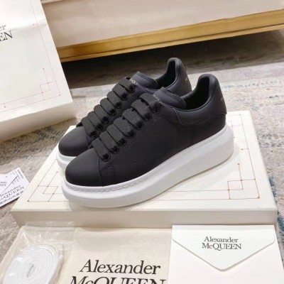 Alexander McQueen Black Oversized Sneakers TDSS12029