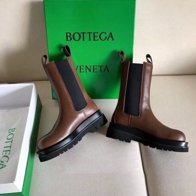 Bottega Veneta BV Lug Chelsea Boots In Brown Calfskin TDSS12107