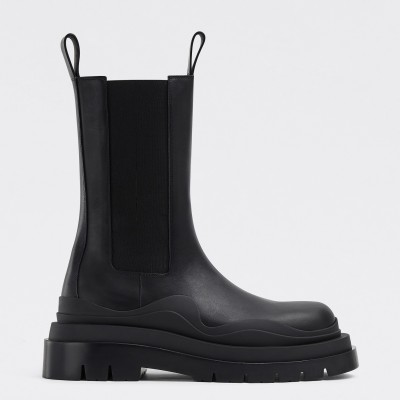 Bottega Veneta BV Tire Chelsea Boots In Black Calfskin TDSS12117