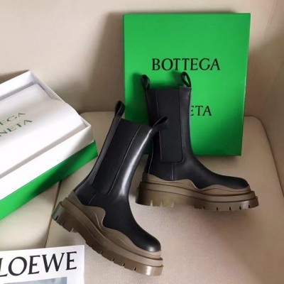 Bottega Veneta BV Tire Chelsea Boots with Brown Outsole TDSS12120