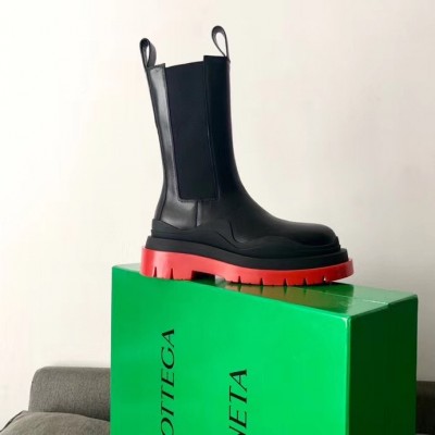 Bottega Veneta BV Tire Chelsea Boots with Red Outsole TDSS12123