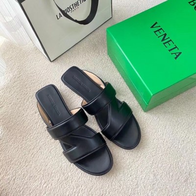 Bottega Veneta Band Slides In Black Lambskin TDSS12090