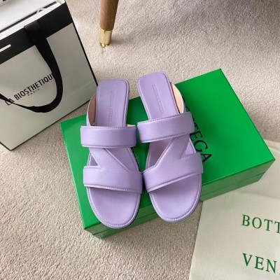 Bottega Veneta Band Slides In Lavender Lambskin TDSS12091