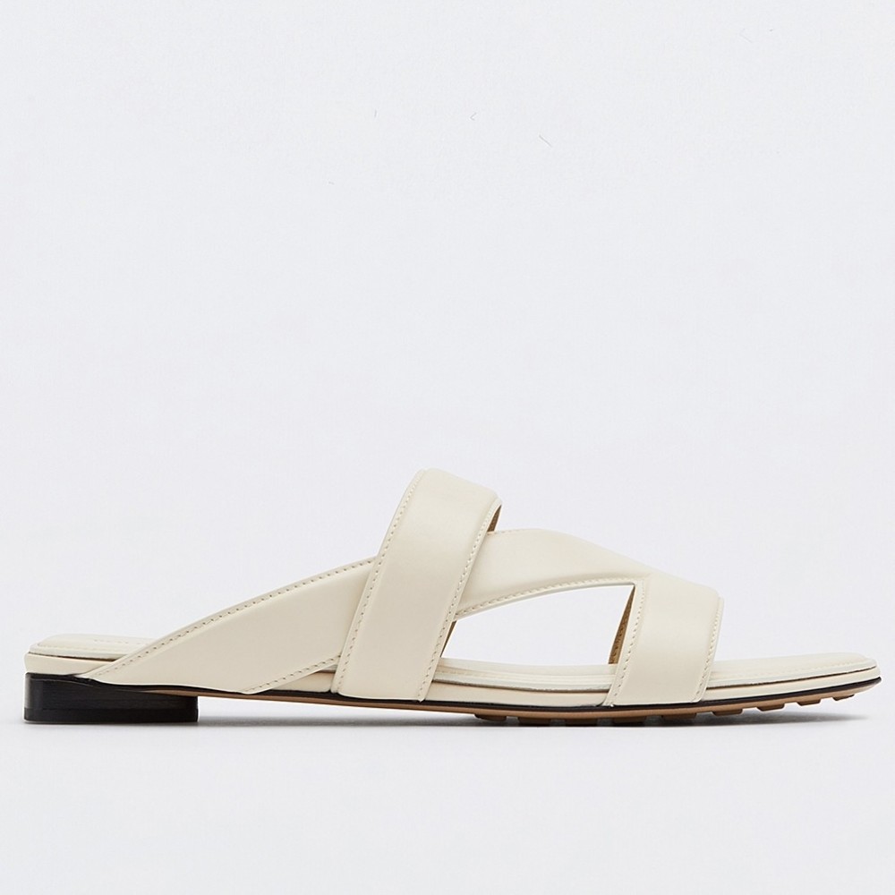 Bottega Veneta Band Slides In White Lambskin TDSS12092