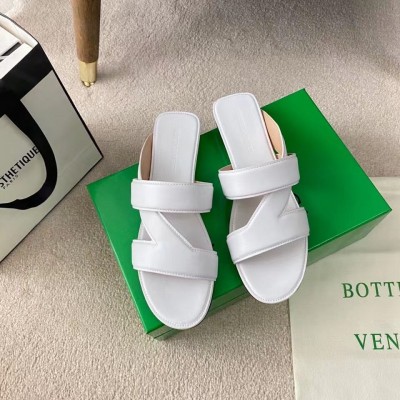 Bottega Veneta Band Slides In White Lambskin TDSS12092