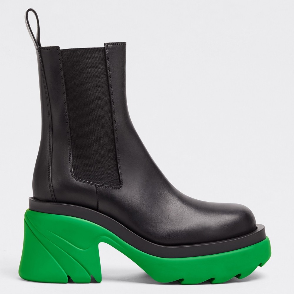 Bottega Veneta Flash Chelsea Boots with Green Outsole TDSS12133