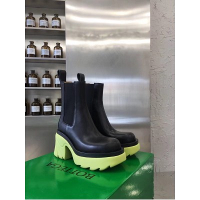 Bottega Veneta Flash Chelsea Boots with Yellow Outsole TDSS12136