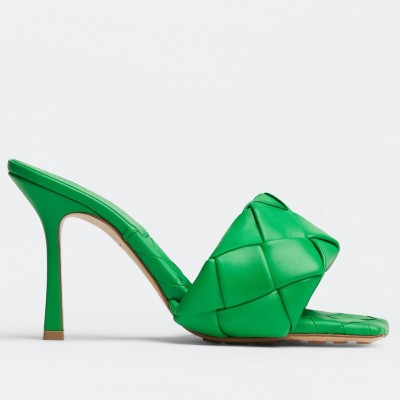 Bottega Veneta Lido Sandals In Green Intrecciato Leather TDSS12171