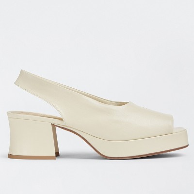 Bottega Veneta Stack Slingback Sandals In White Lambskin TDSS12219