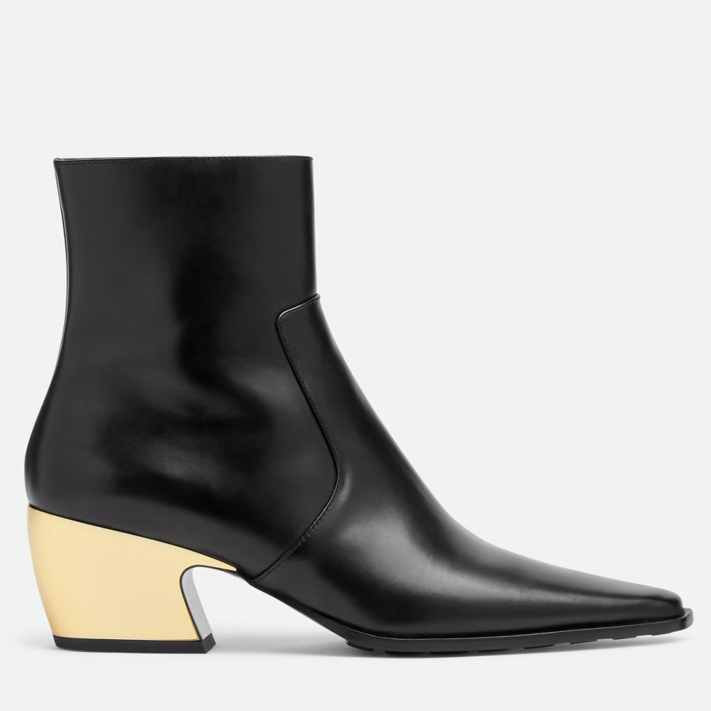 Bottega Veneta Tex Ankle Boots in Black Leather TDSS12267