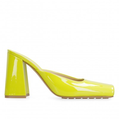 Bottega Veneta Tower Mules In Yellow Patent Calfskin TDSS12269