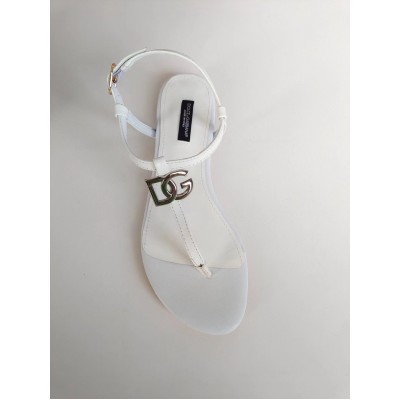 Dolce & Gabbana DG Thong Sandals In White Patent Leather TDSS12892