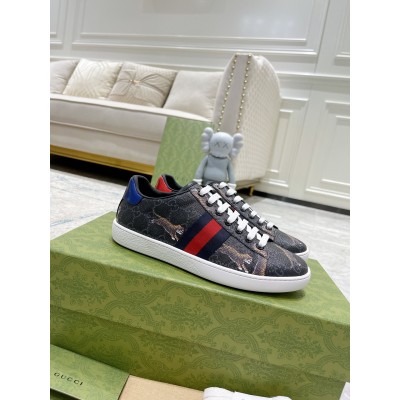 Gucci Men's Ace Sneakers in Black GG Canvas with Tigers Print TDSS26304