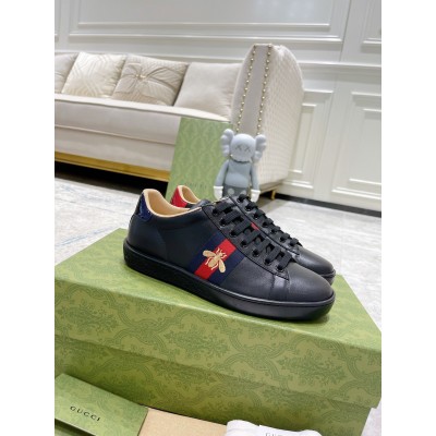 Gucci Men's Ace Sneakers in Black Leather with Bee TDSS26307