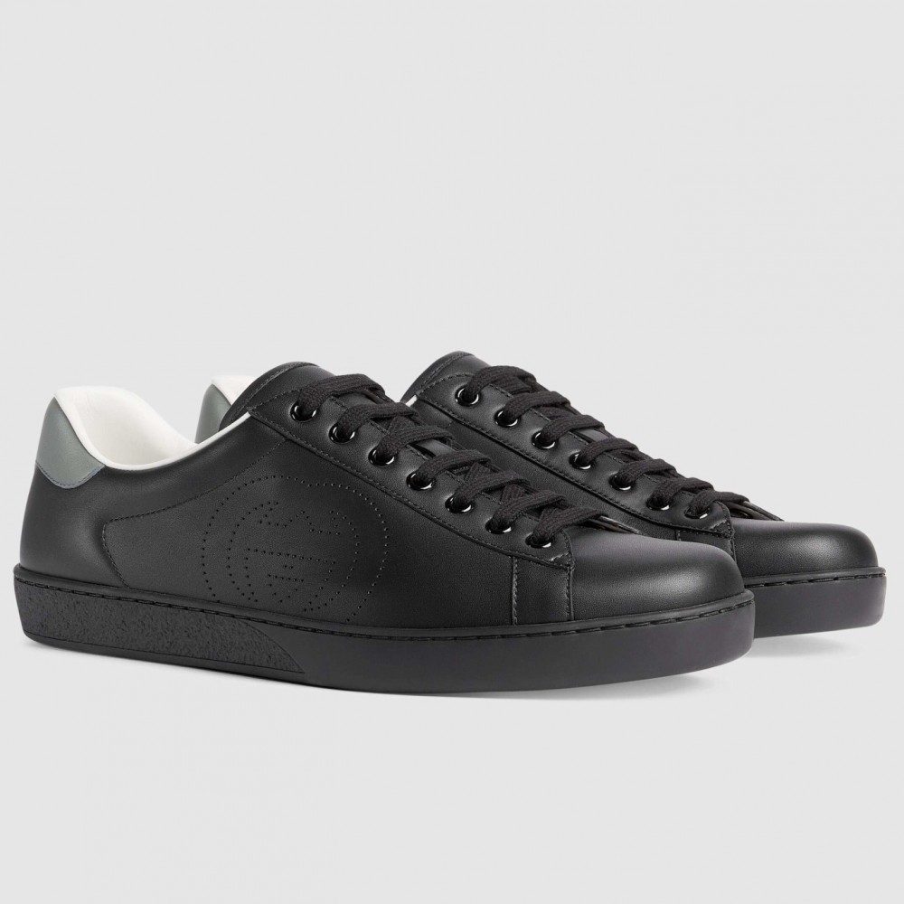 Gucci Men's Ace Sneakers in Black Leather with Interlocking G TDSS26309