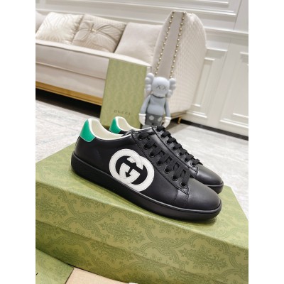 Gucci Men's Ace Sneakers in Black Leather with White Interlocking G TDSS26310