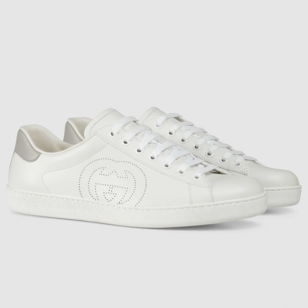 Gucci Men's Ace Sneakers in White Leather with Interlocking G TDSS26316