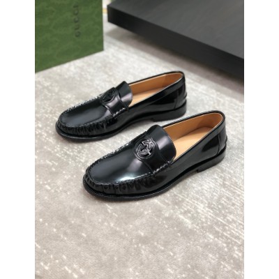 Gucci Men's Loafers in Noir Leather with Interlocking G TDSS26083