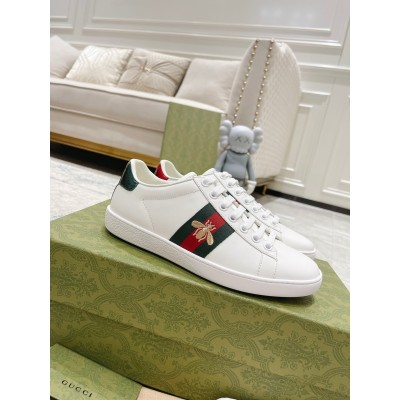 Gucci Women's Ace Sneakers in White Leather with Bee TDSS26366