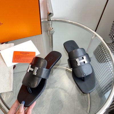 Hermes Galerie Sandals In Black Calfskin TDSS13120