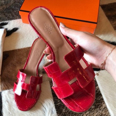 Hermes Oasis Slide Sandals In Red Niloticus Crocodile Shiny Skin TDSS13286