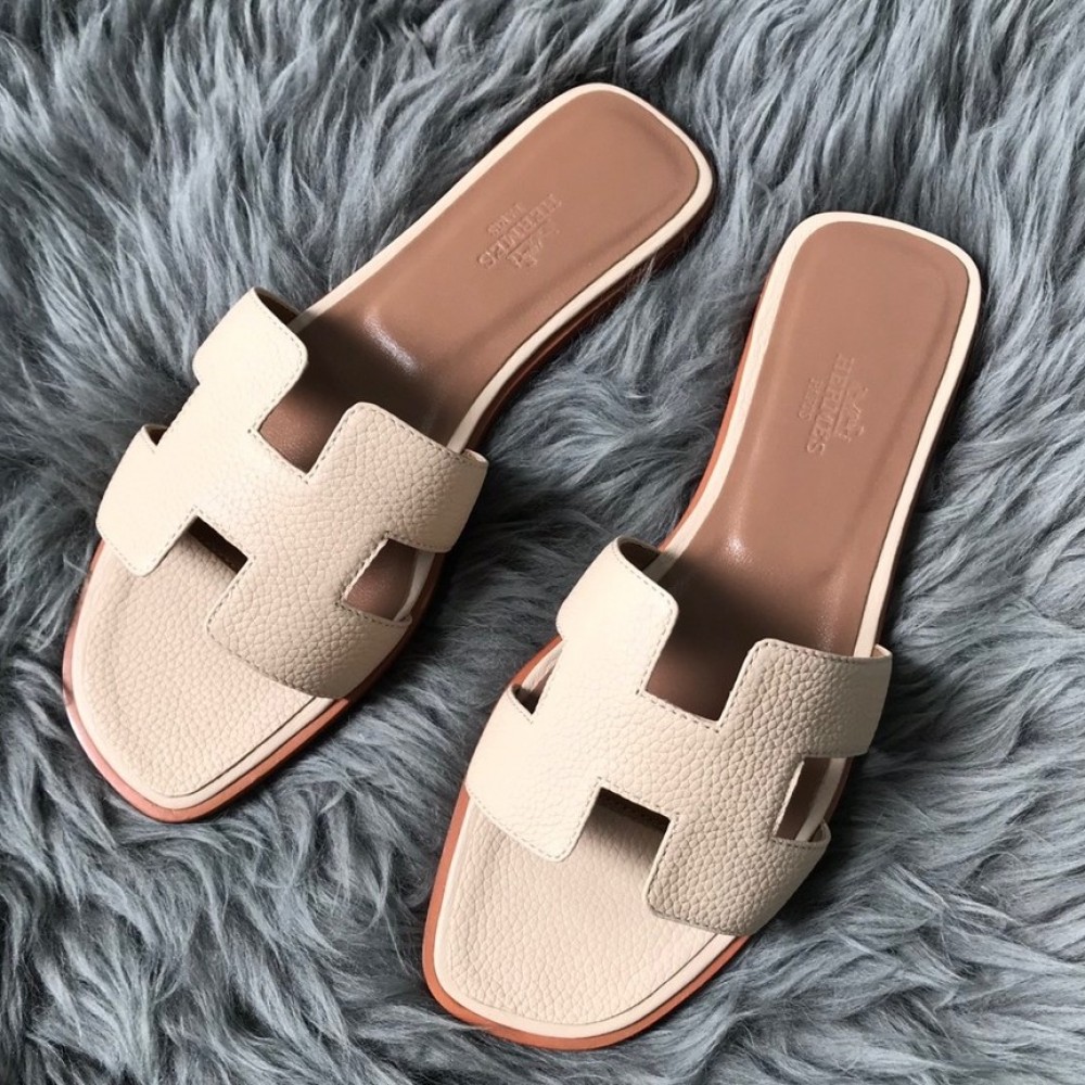 Hermes Oran Slide Sandals In Beton Clemence Leather TDSS13291