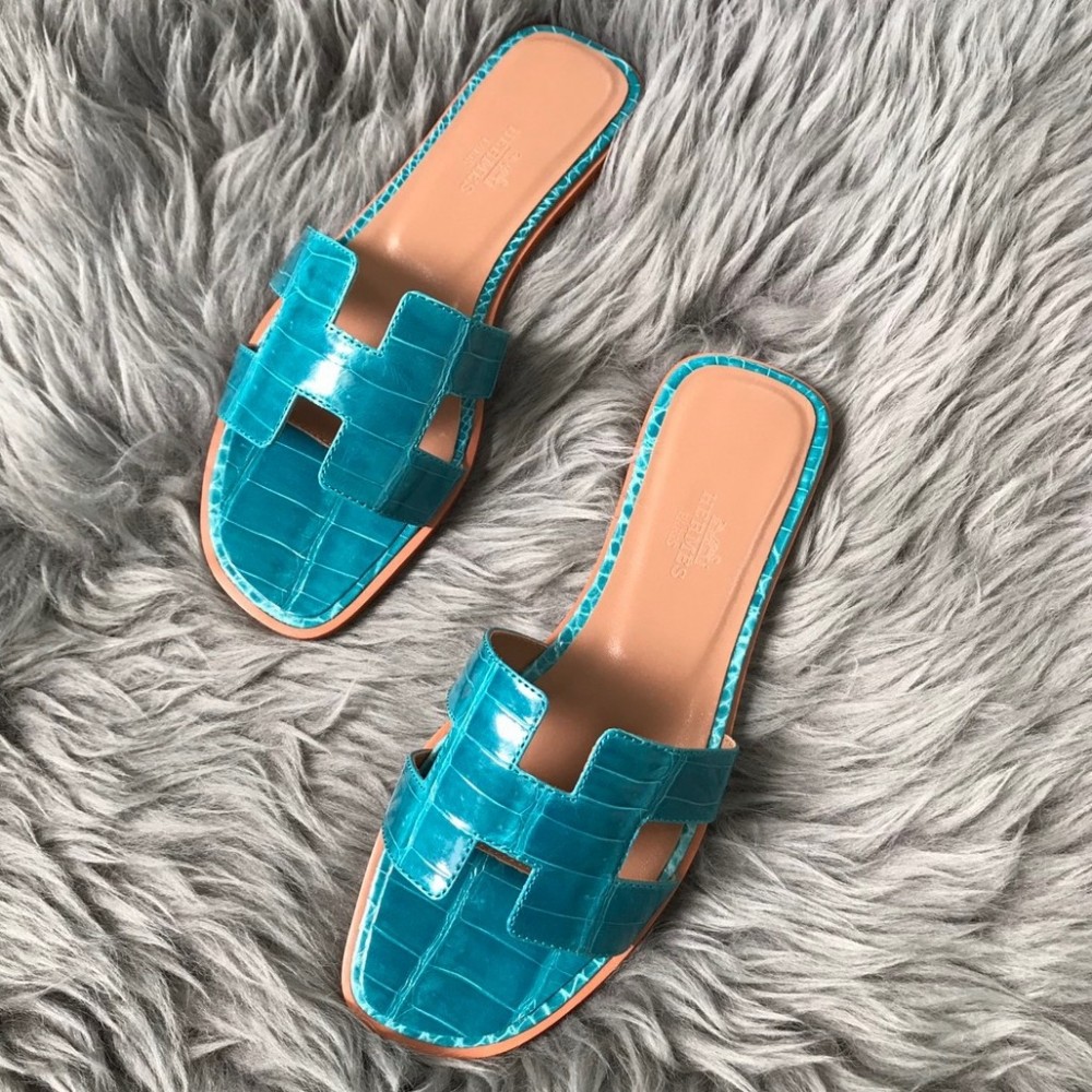 Hermes Oran Slide Sandals In Blue Paon Shiny Niloticus Crocodile Skin TDSS13317