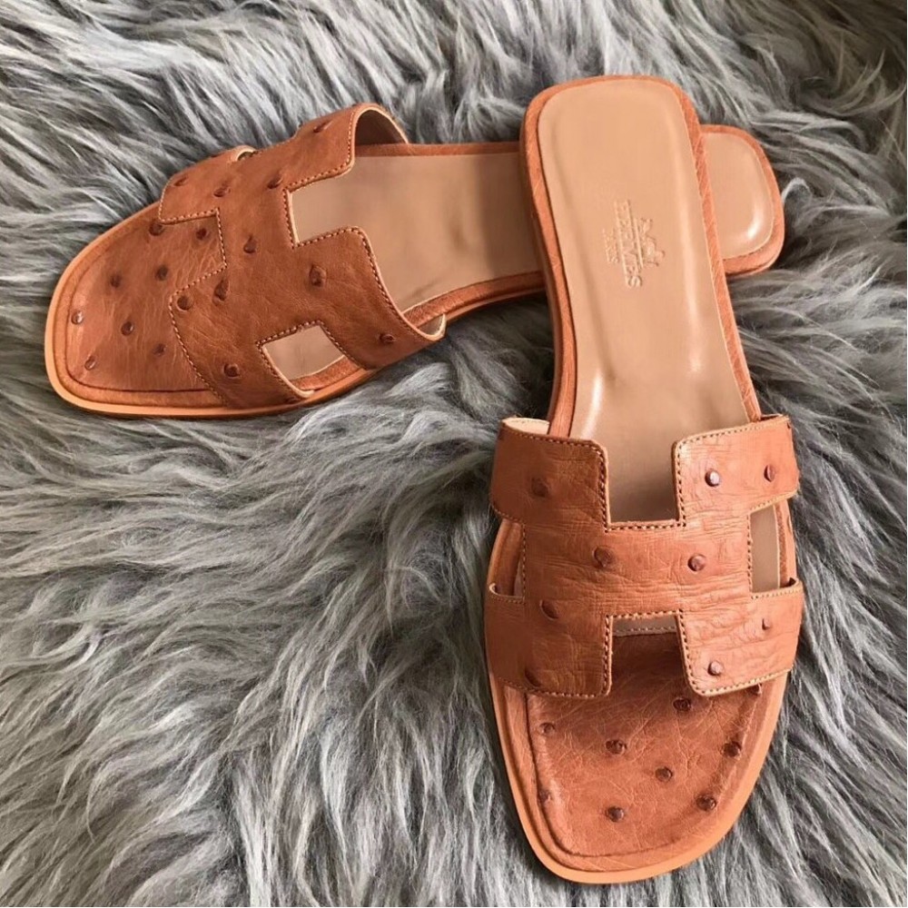 Hermes Oran Slide Sandals In Brown Ostrich Leather TDSS13324