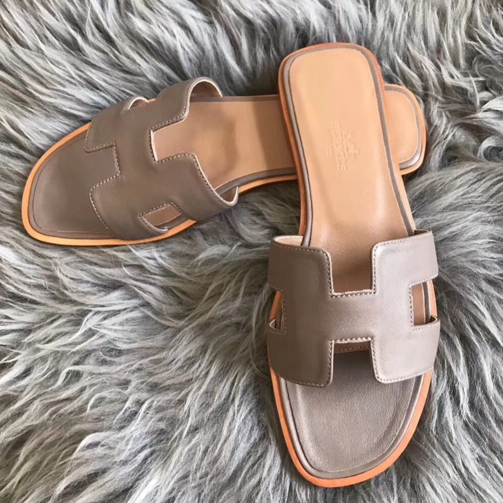 Hermes Oran Slide Sandals In Grey Swift Calfskin TDSS13339