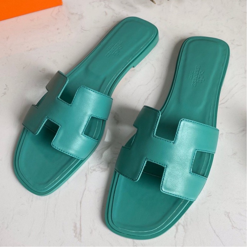 Hermes Oran Slide Sandals In Lake Green Swift Calfskin TDSS13341