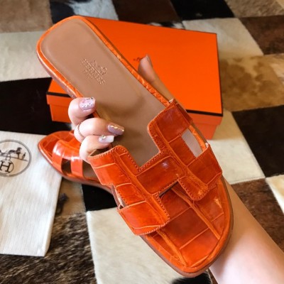 Hermes Oran Slide Sandals In Orange Shiny Niloticus Crocodile Skin TDSS13351