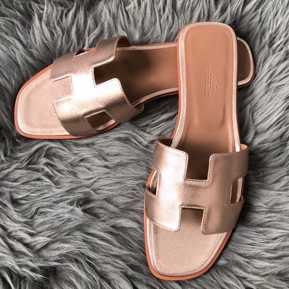 Hermes Oran Slide Sandals In Rose Gold Swift Calfskin TDSS13368