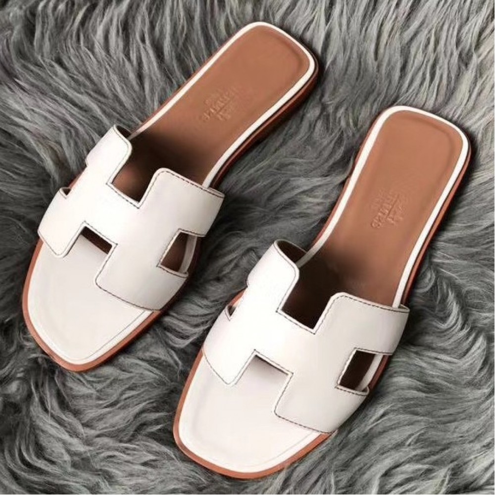 Hermes Oran Slide Sandals In White Swift Calfskin TDSS13385