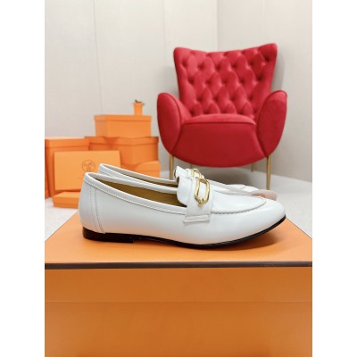 Hermes Colette Loafers in White Leather TDSS13446