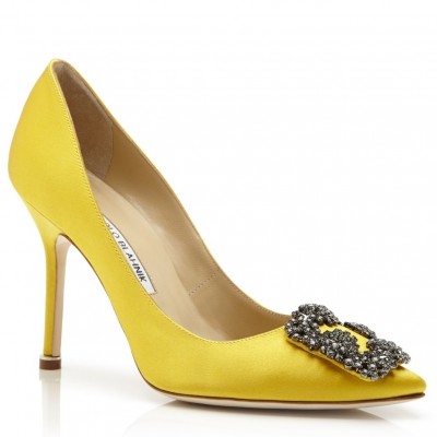 Manolo Blahnik Hangisi 105 Pumps In Yellow Satin TDSS13592