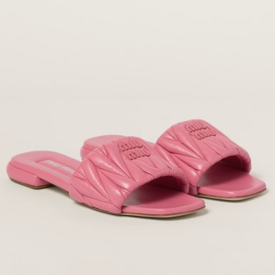 Miu Miu Slides in Pink Matelasse Nappa Leather TDSS13649