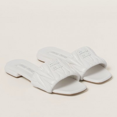 Miu Miu Slides in White Matelasse Nappa Leather TDSS13650