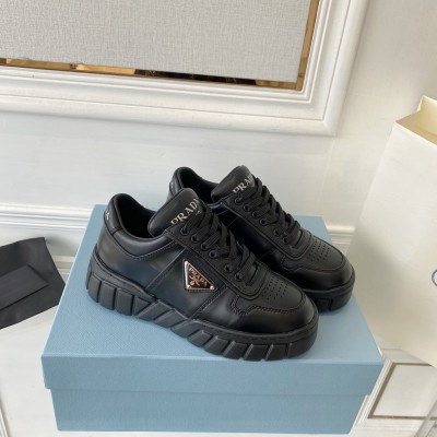 Prada Low-top Sneakers in Black Leather TDSS13741