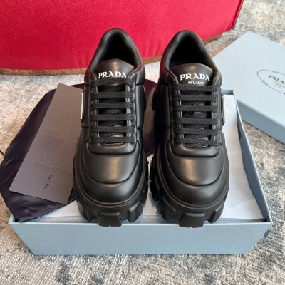 Prada Sneakers in Black Padded Nappa Leather TDSS13872