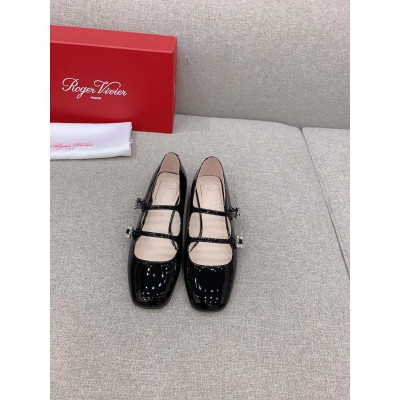 Roger Vivier Tres Vivier Strass Buckle Mini Babies Ballerinas in Black Patent Leather TDSS13919