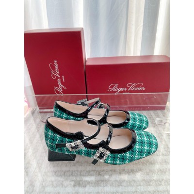 Roger Vivier Tres Vivier Strass Buckle Mini Babies Ballerinas in Green Fabric TDSS13920