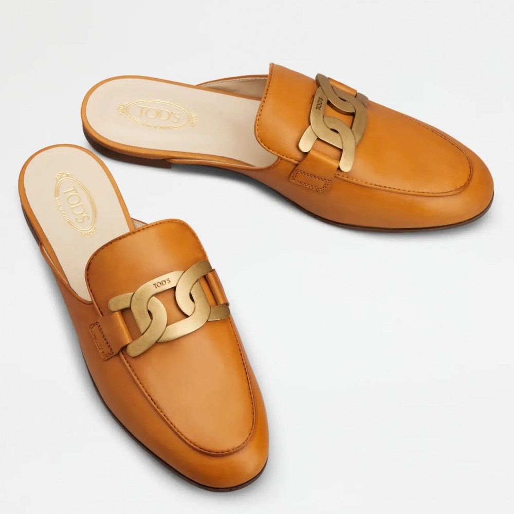 Tod's Mules In Tan Smooth Calfskin TDSS14058