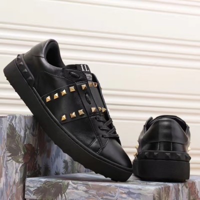 Valentino Black Rockstud Untitled Sneaker TDSS14080