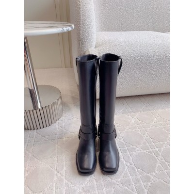 Valentino Garavani Rockstud Biker Boots 40mm in Black Calfskin TDSS14130