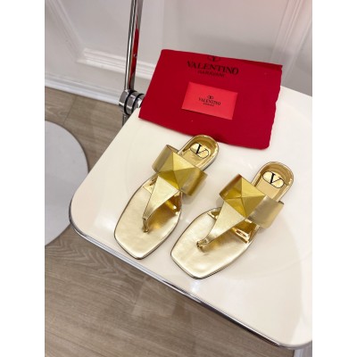 Valentino One Stud Flat Thong Sandals In Gold Metallic Leather TDSS14156