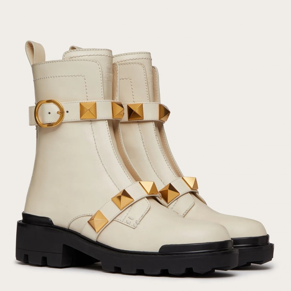 Valentino Roman Stud Combat Boots In White Calfskin TDSS14269