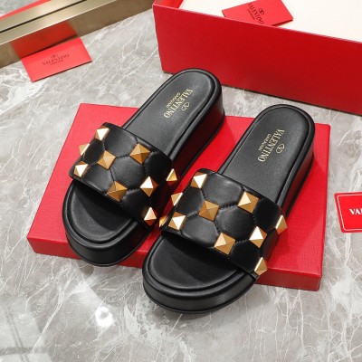 Valentino Roman Stud Flatform Slides In Black Nappa Leather TDSS14286