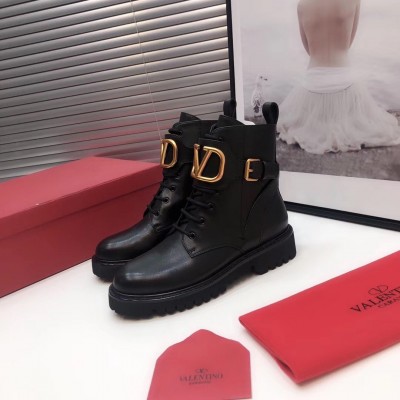 Valentino Vlogo Combat Boot 35MM In Black Calfskin TDSS14331