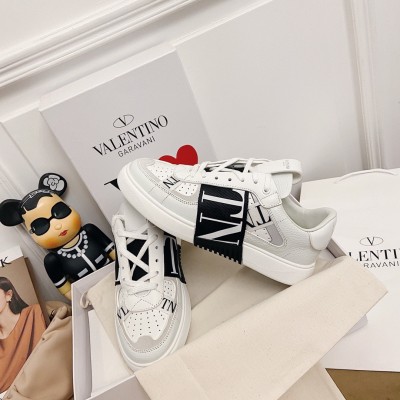 Valentino VL7N Sneakers with Black & White VLTN Logo TDSS14415